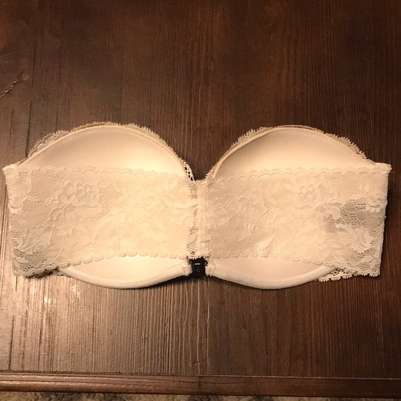 Victoria’s Secret, Push Up Strapless, 32D - Picture 2 of 3